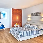 Blue Neptuno-2 By Interhome