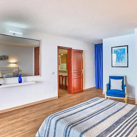 Апартаменты Blue Neptuno-2 By Interhome