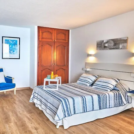 Blue Neptuno-2 By Interhome